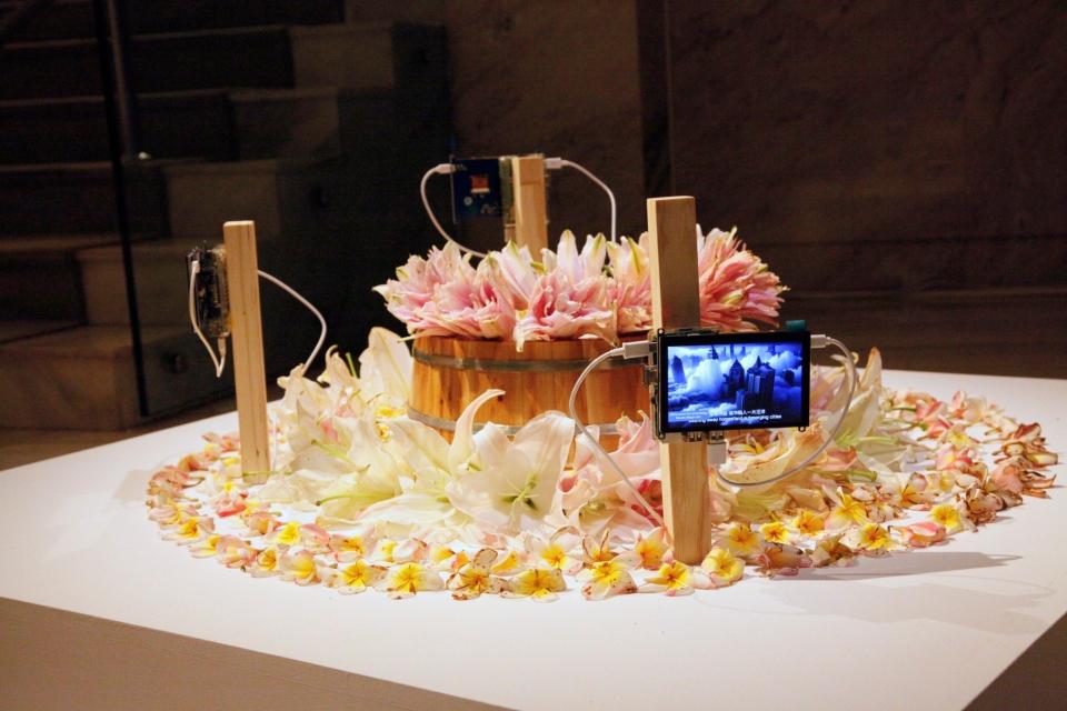 鄭佳瑩、張家翔、黃柔蓁、張宸菱、曾榆喬、柯陳宇，《草木葬Ｘ預言》。